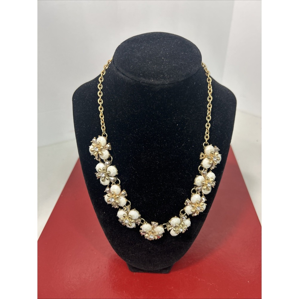 Vintage Coro Gold Tone Metal & Faux Pearl‎ Flower Necklace Adjustable Boho READ